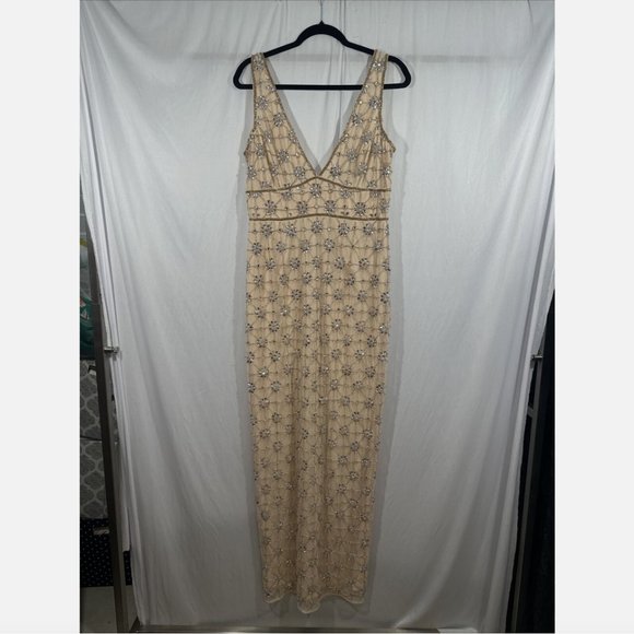 NWT $598 Mac Duggal [ 10 ] Sleeveless Beaded Floral V Neck Gown Nude Silver Q611 - Picture 8 of 16